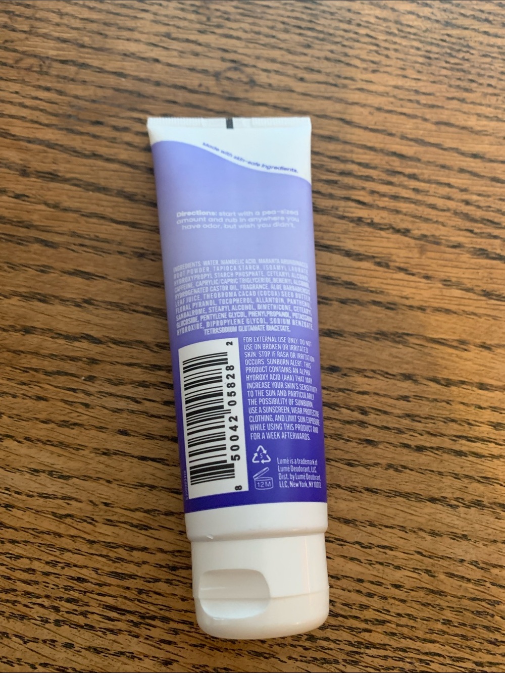 Lumē Whole Body Deodorant - Soft Powder Invisible Cream - Picture 3 of 4